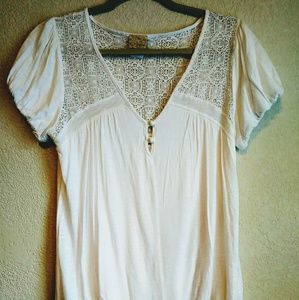 Daytrip Buckle White Short Sleeve Top Sz Large